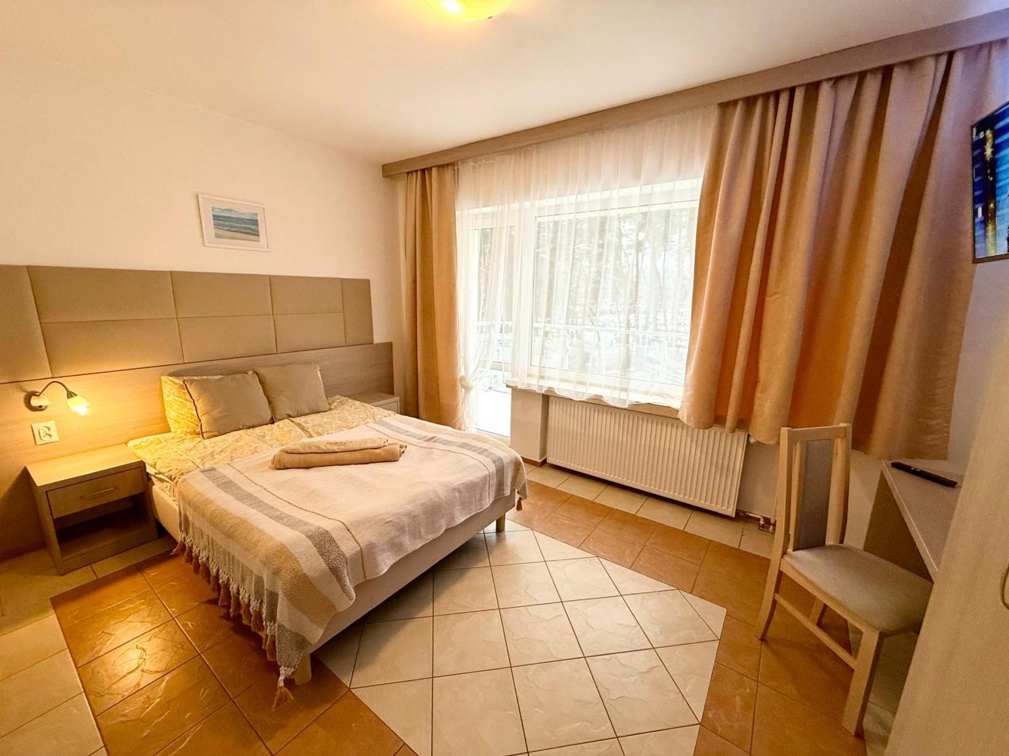 Ambre Mare - Wypoczynek Pod Palmami Bed & Breakfast Pobierowo Exterior photo
